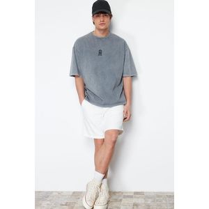 Trendyol Gray Oversize/Wide Cut Vintage/Faded Effect 100% Cotton T-shirt obraz