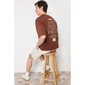Trendyol Brown Oversize/Wide-Fit Crew Neck Text Printed 100% Cotton T-Shirt obraz