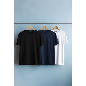 Trendyol Black-Navy Blue-White Large Size 3-Pack Regular/Normal Cut 100% Cotton T-Shirt obraz