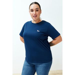 Trendyol Curve Navy Blue Embroidery Detailed Basic Knitted T-shirt obraz