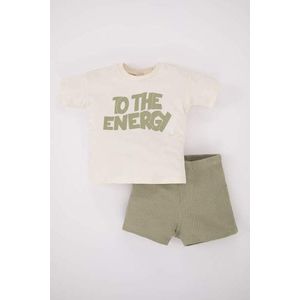 DEFACTO Sada dvou kusů: chlapecké tričko s krátkým rukávem a šortky s potiskem obraz
