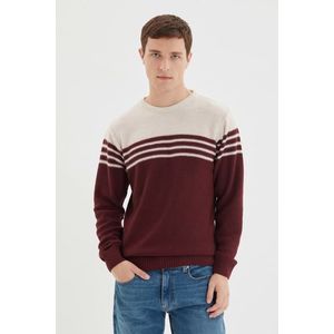 Trendyol Claret Red Men's Slim Fit Crew Neck Paneled Knitwear Sweater obraz