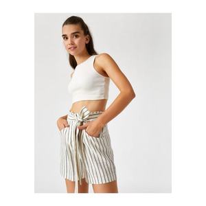 Striped cotton shorts obraz