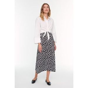 Trendyol Black and White Patterned Knitted Scuba Crepe Skirt obraz