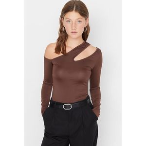 Trendyol Brown Asymmetrical Collar Fitted / Stretchy Knitted Blouse obraz