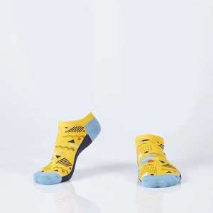Námořnicky modré a žluté dámské krátké ponožky s geometrickými vzory obraz