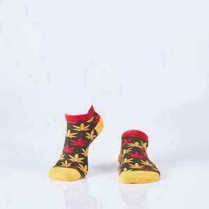 Khaki krátké ponožky pro ženy s barevnými listy obraz