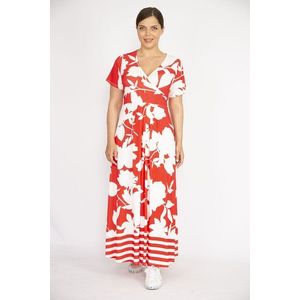 Červené dlouhé šaty s obálkovým límcem pro ženy od značky Şans ve velikosti plus. obraz