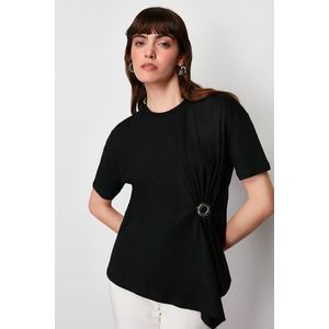 Trendyol Black 100% Cotton Accessory Detail Asymmetric Knitted T-Shirt obraz