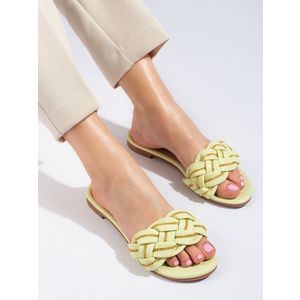 Elegant lime slippers for women with Shelvt chain obraz