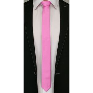 Růžová pánská kravata s pruhy obraz