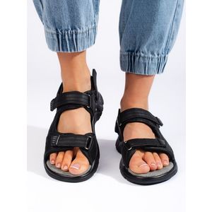 Trendy dámské sandály černé na plochém podpatku obraz