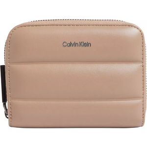 Calvin Klein Dámská peněženka K60K612201PA6 obraz