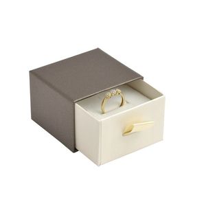 JK Box Elegantní dárková krabička na prsten DE-3/A21/A20 obraz