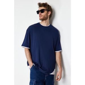 Trendyol Námořnická modrá oversize/wide-fit bílé panelové tričko s krátkým rukávem ze 100% bavlny obraz