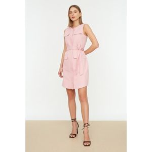 Trendyol růžové tkané šaty s páskem obraz