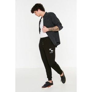 Trendyol Black Regular/Normal Fit Elastic Leg Laced Text Printed Sweatpants obraz