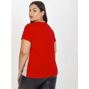Červené a béžové tričko větší velikosti s kulatým výstřihem obraz