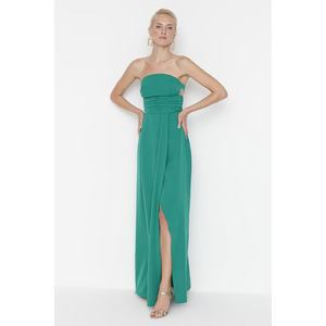 Trendyol Smaragdově zelené řasení Detailní večerní šaty obraz