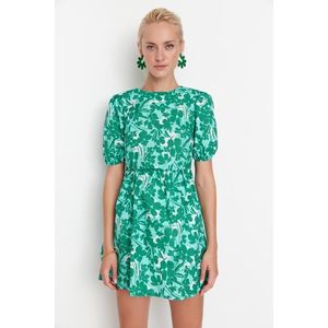Trendyol Zelený Květinový Pas Otevřená Záda Detail Mini Tkané šaty obraz