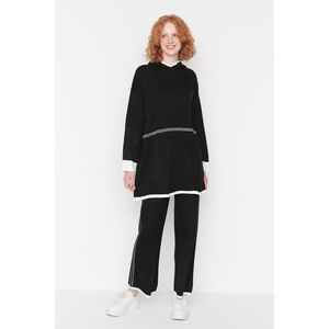 Trendyol Black Hooded Sweatshirt-Pants Knitwear Set with Contrast Stitching Detail obraz