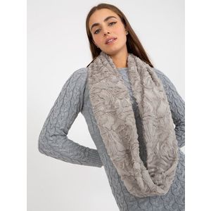 Zimní šedý šátek z umělé kožešiny obraz
