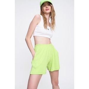 Trend Alaçatı Stili Women's Peanut Green Cotton Bermuda Shorts obraz