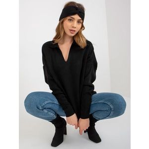 Černý hladký oversize svetr s límečkem obraz