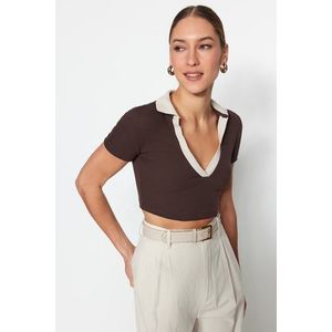 Trendyol Brown Fitted Polo Neck Crop Corduroy Stretch Knitted Blouse obraz