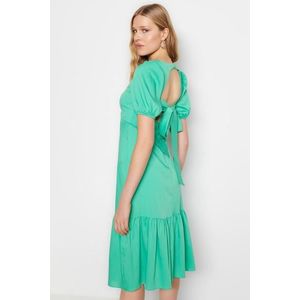 Trendyol zelené tkané zadní detailní midi tkané šaty obraz