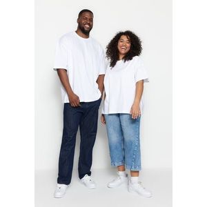 Trendyol Velká velikost Bílé Oversize Pohodlné Základní 100% bavlněné tričko obraz