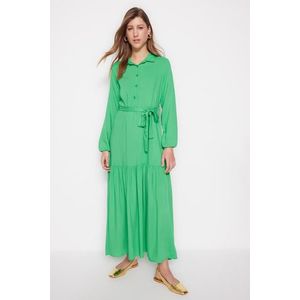 Trendyol zelené opaskové poloviční tkané šaty ze 100% viskózy obraz