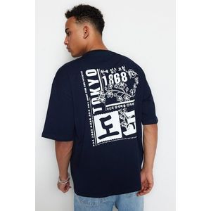 Trendyol Navy Blue Oversize/Wide-Fit Oriental Printed 100% Cotton T-Shirt obraz