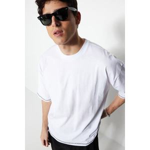 Trendyol White Oversize/Wide-Fit Crew Neck Short Sleeve Embroidered 100% Cotton T-Shirt obraz