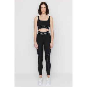Trendyol X Sagaza Studio Black Stretchy Sports Tights with Piping Detailed and Push Up Stitching obraz