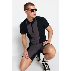 Trendyol Black-Grey Regular/Normal Fit Textured Anti-Wrinkle Zippered Polo Neck T-Shirt obraz