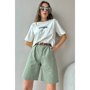 Trend Alaçatı Stili Dámské zelené bermudy s vysokým pasem a širokými nohavicemi obraz