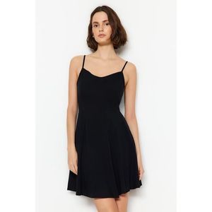 Šaty Trendyol - Černá - Skater obraz