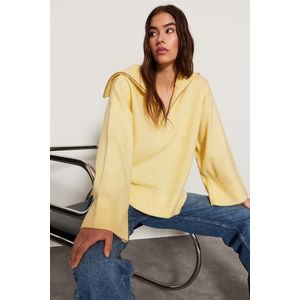 Trendyol žlutý široký střih s měkkou texturou základní pletený svetr obraz