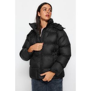 Trendyol Black Oversize vodoodpudivý nafukovací kabát s kapucí obraz
