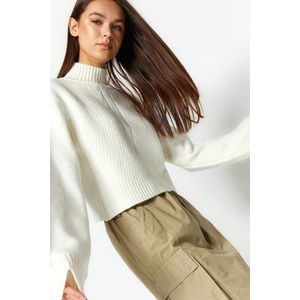 Trendyol Ecru Crop Soft Textured Stand Up Collar Knitwear Sweater obraz