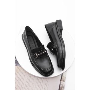 Dámské mokasíny Marjin, boty s přezkou, špičaté špičky, černé. obraz