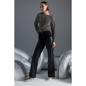 Trendyol Černé kožené detailní džíny s vysokým pasem a širokými nohavicemi obraz