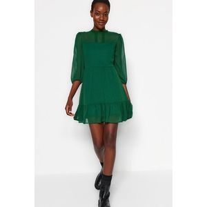 Trendyol smaragdově zelené krajkové tkané šaty obraz
