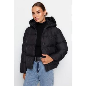 Trendyol Black Oversize vodoodpudivý nafukovací kabát s kapucí obraz