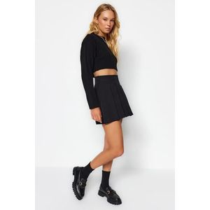 Trendyol černá plisovaná tkaná sukně s kraťasy obraz