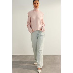 Trendyol Limitovaná edice růžového rukávu Detailní pletený svetr obraz