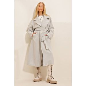 Trend Alaçatı Stili dámský šedý dvouřadý kabát s páskem v pase a vzorem rybí kosti obraz