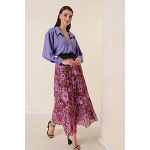 Široký pas Saygı, elastický podšívkovaný sukně s chryzantémovým vzorem a třemi záhyby, fialová obraz