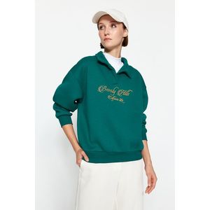 Trendyol Emerald Green Shirt Collar With Embroidery Regular Fit, Fleece Inside Knitted Sweatshirt obraz